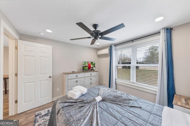 Photo - 243 N Georgia Ave Unit APT C