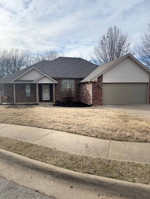 Building Photo - 5102 Roxbury Way