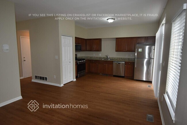 Photo - 353 Richmond Dr