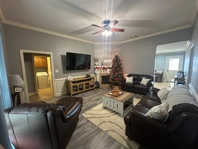 Photo - 30 Clovewood Cv