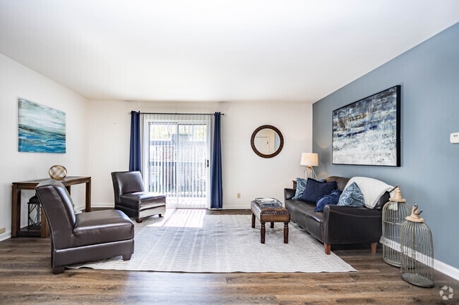 Forest Lake Apartments