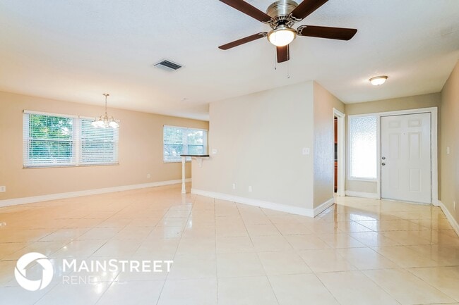 Photo - 418 NE 15th Ave