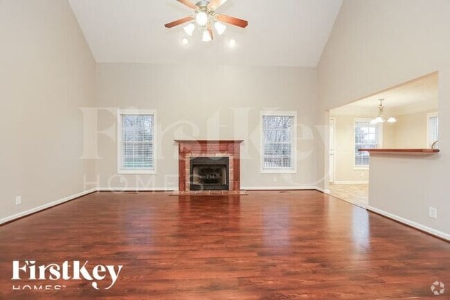 Building Photo - 593 Winding Bluff Way Rental