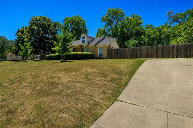 Photo - 1701 Brook Hollow Dr