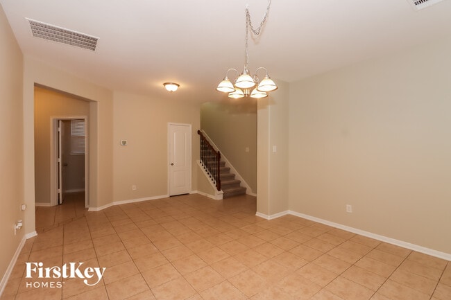 Photo - 1315 Lucas St