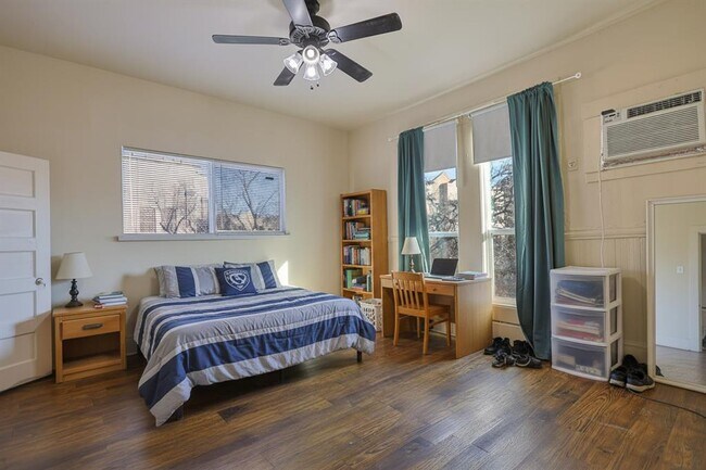 Photo - 319 North St Unit 4