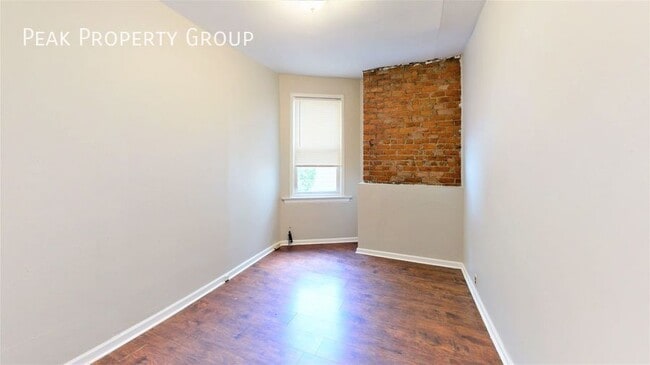 Photo - 426 Ada St