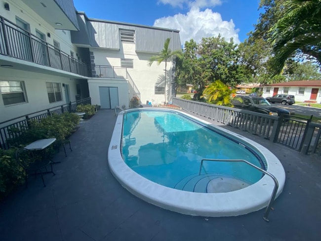 Building Photo - 3700 NW 58th Ave Rental
