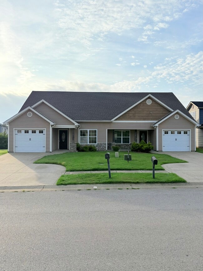 Building Photo - 342 Walnut Creek Dr Rental