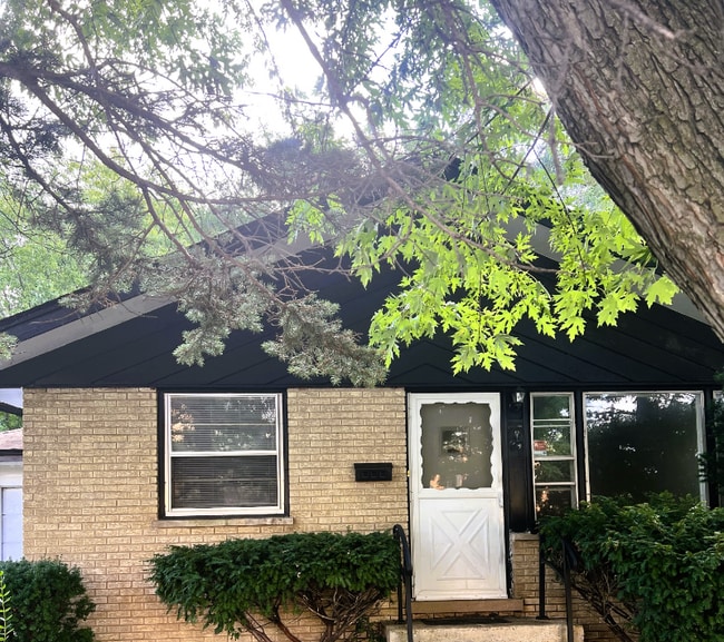 Building Photo - 17413 Kedzie Ave Rental