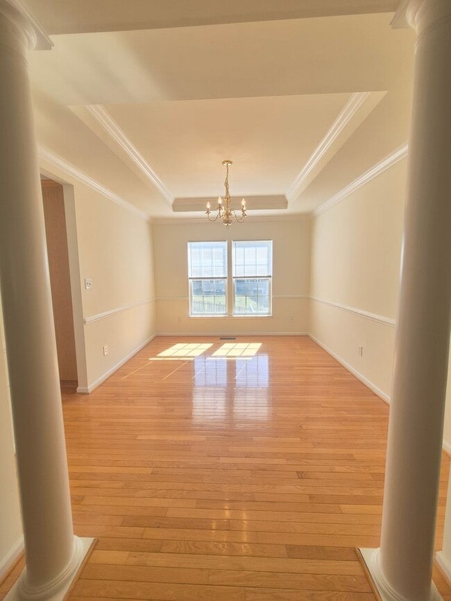 Photo - 5207 Linden Dr