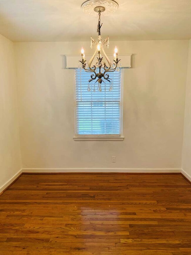 Photo - D'iberville Apartments