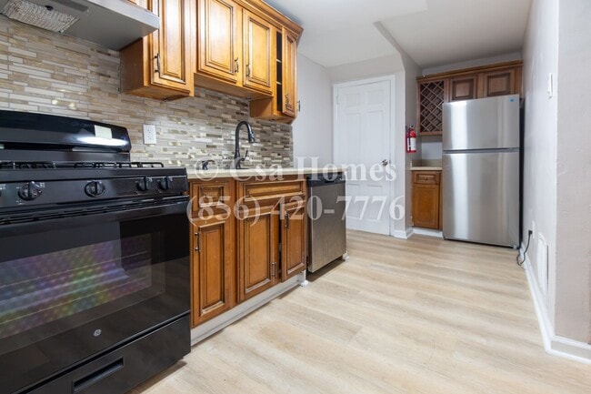 Photo - Beautifully Renovated 3 Bed/1 Bath Home in Fairview!