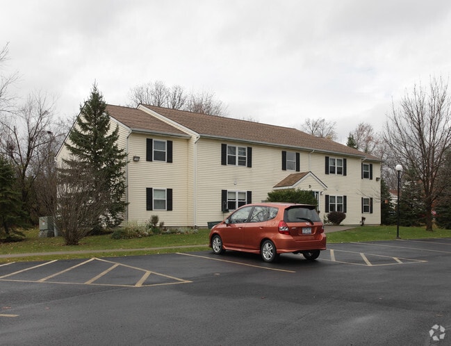 Primary Photo - Brandle Woods