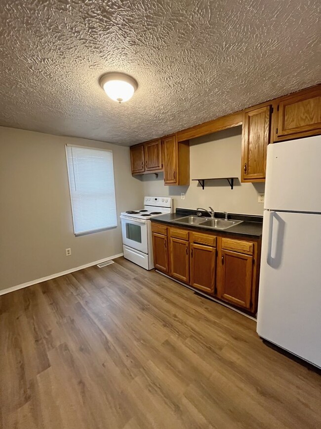 Spacious 3 bedroom/ 1 bathroom Rental For Rent in Muncie, IN | ForRent.com