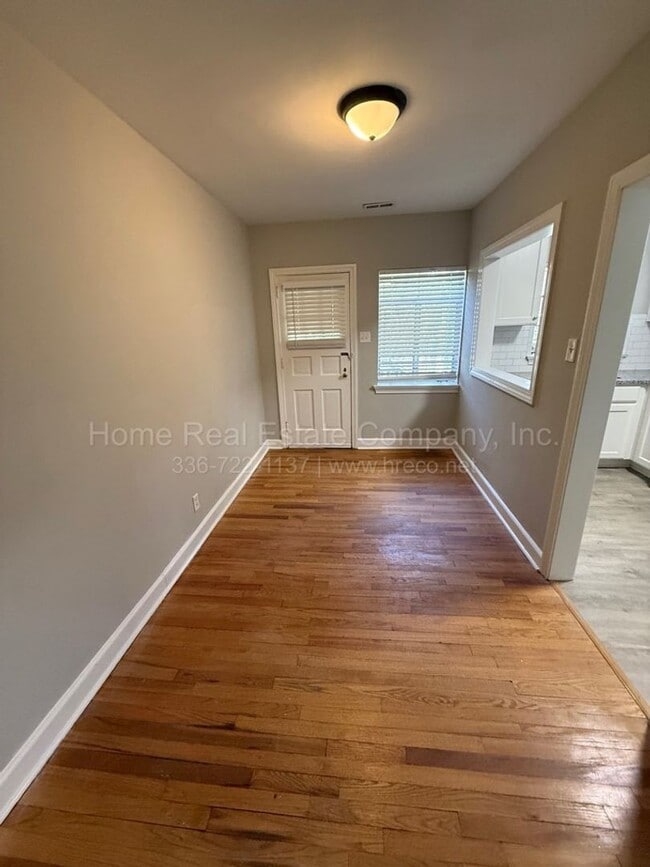 Photo - 840 Carolina Ave NW Unidad C-4