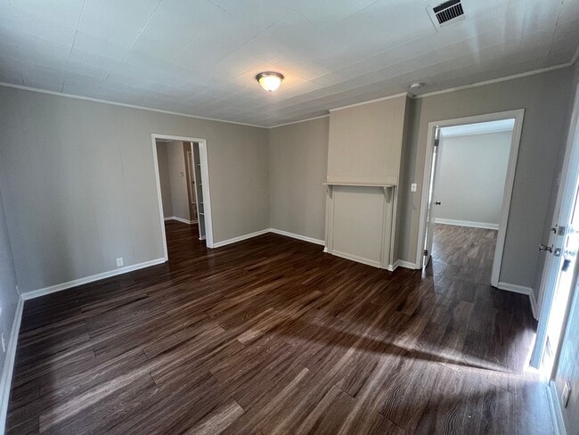 Photo - 2816 21st St