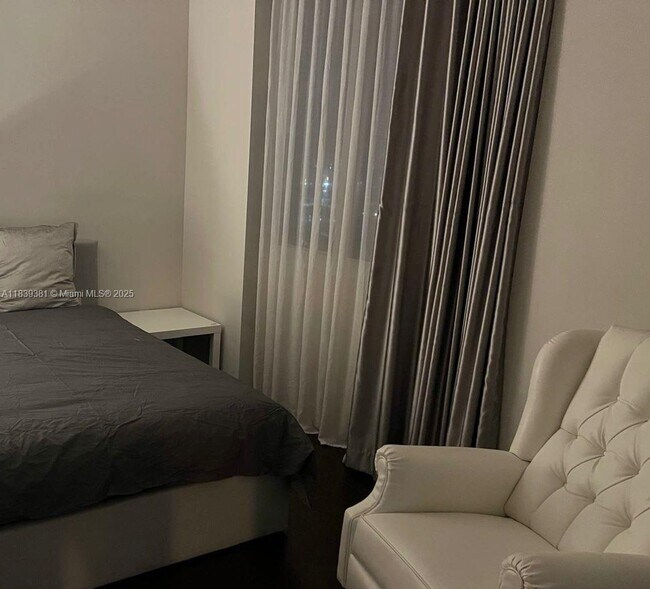 Photo - 850 N Miami Ave Unidad W-1909