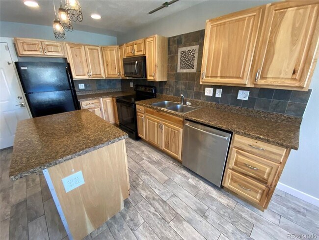 Building Photo - 1064 Chambers Ct Rental