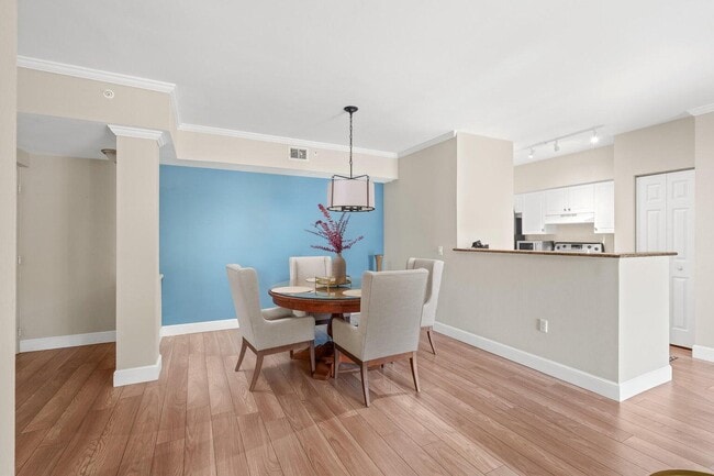 Photo - 1312 Tuscany Way