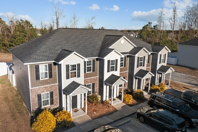 Photo - 102 W Murrow Ln