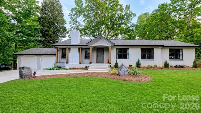 Photo - 152 Vernon Dr