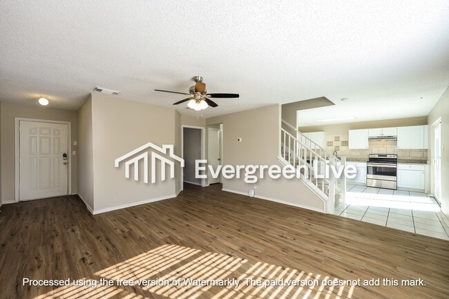 Photo - 6015 Encanto Point Dr