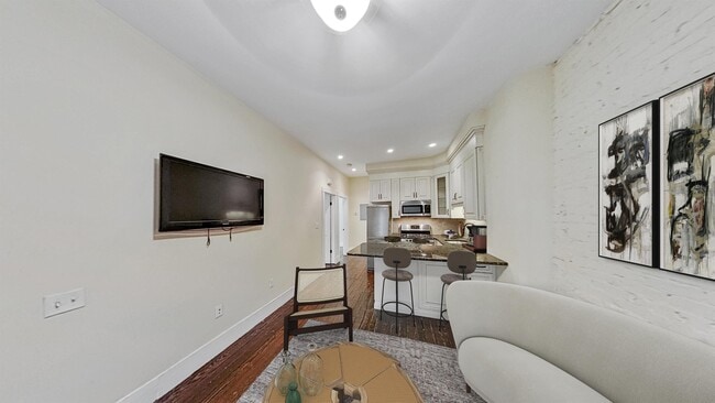 Photo - 2 Carmel St Unit 1