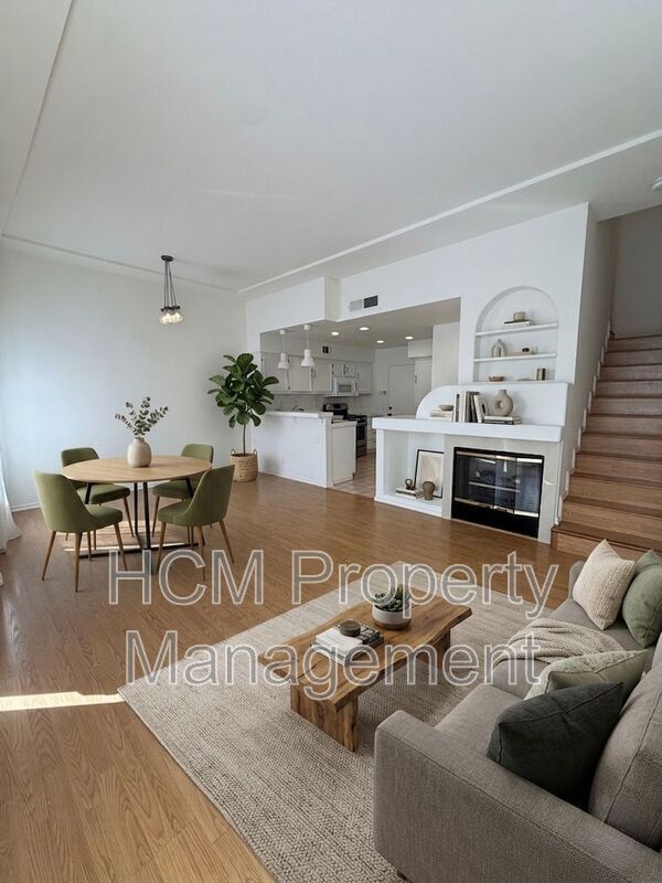 Photo - 22 Carlsbad Ln