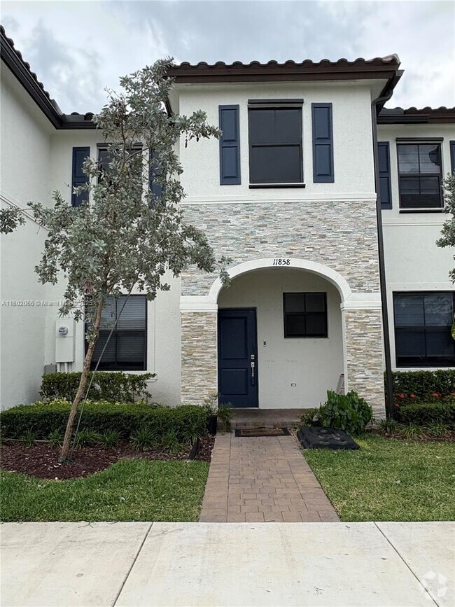 Building Photo - 11858 SW 246th Ln Rental