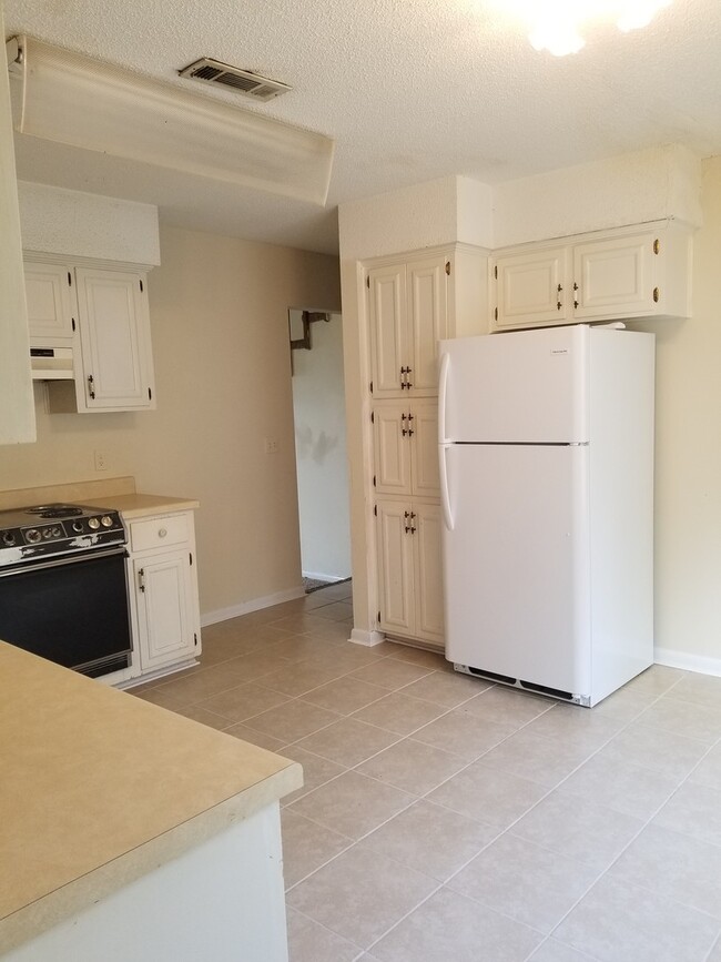 Photo - Cambridge Drive, Enterprise, AL