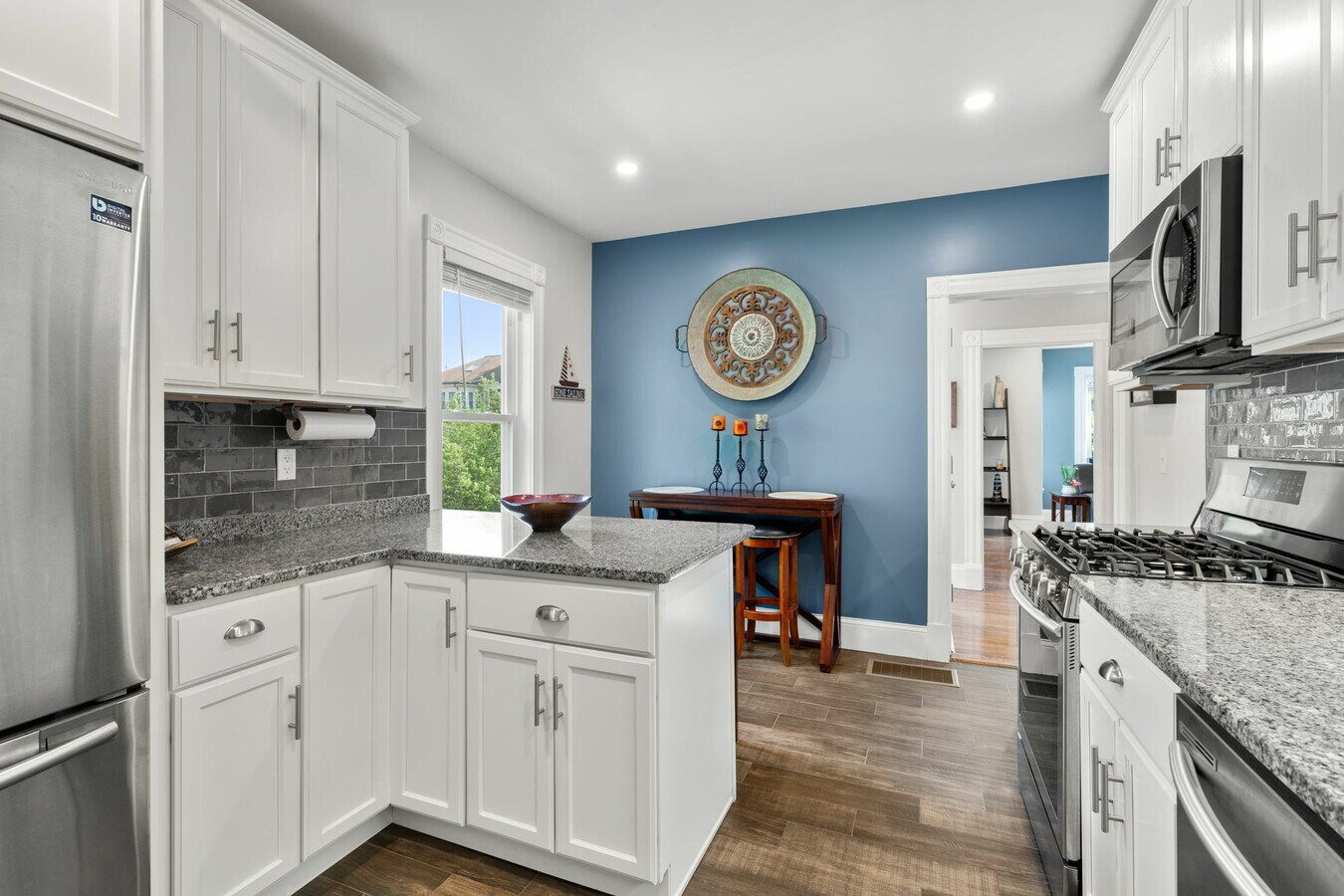 Photo - 103 Belgrade Ave Unidad 2