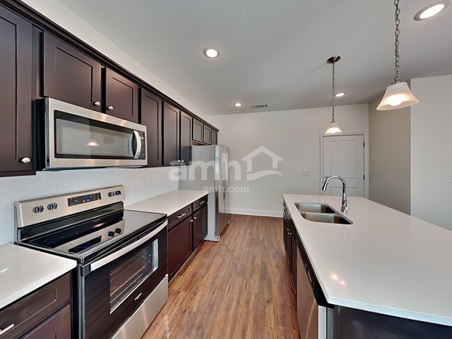 Photo - 3791 Chivalry Dr