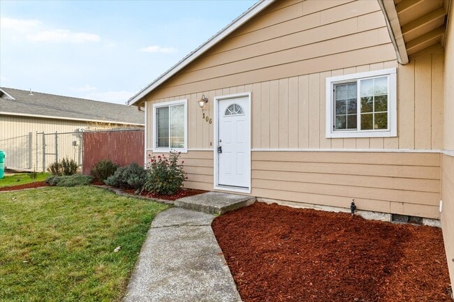 Photo - 106 N Buchanan Ave