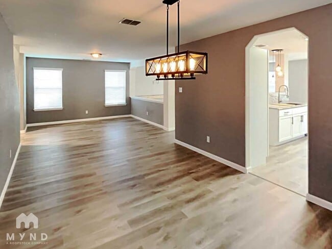 Photo - 9203 Silver Vista