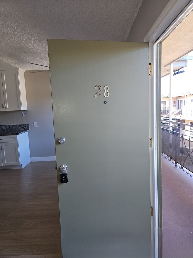 Photo - 8334 Willis Ave