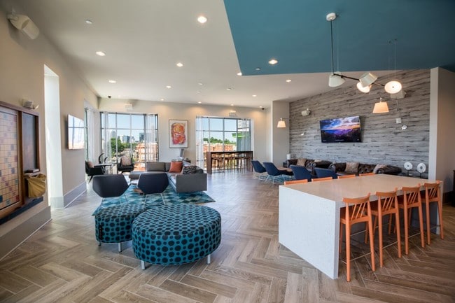 Photo - One305 Central