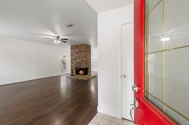 Photo - 10 Rockridge Ct