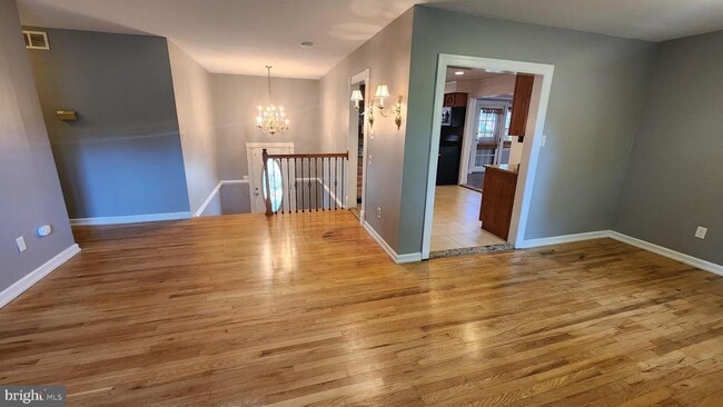 Photo - 318 Oakwood Ave