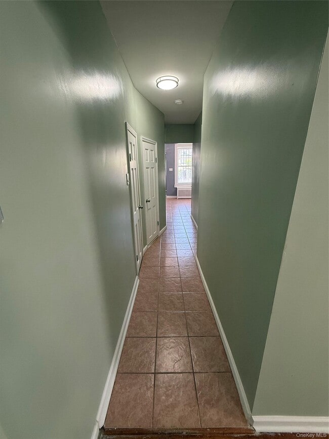 Photo - 597 E 4th St Unidad 1st Floor