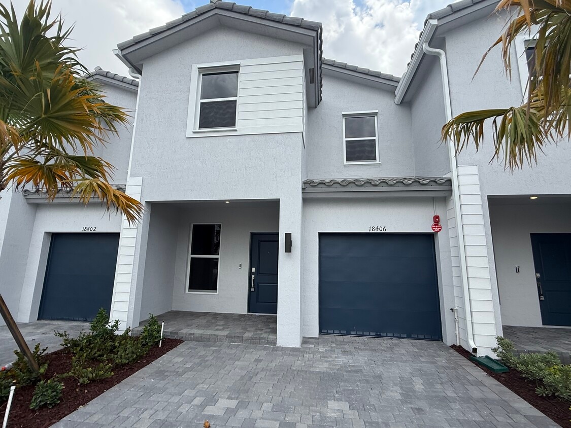 Photo - 18406 SW 2nd St (Pembroke Pines, FL)