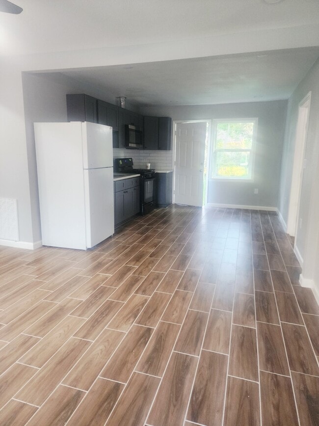 Photo - 3934 Alice St