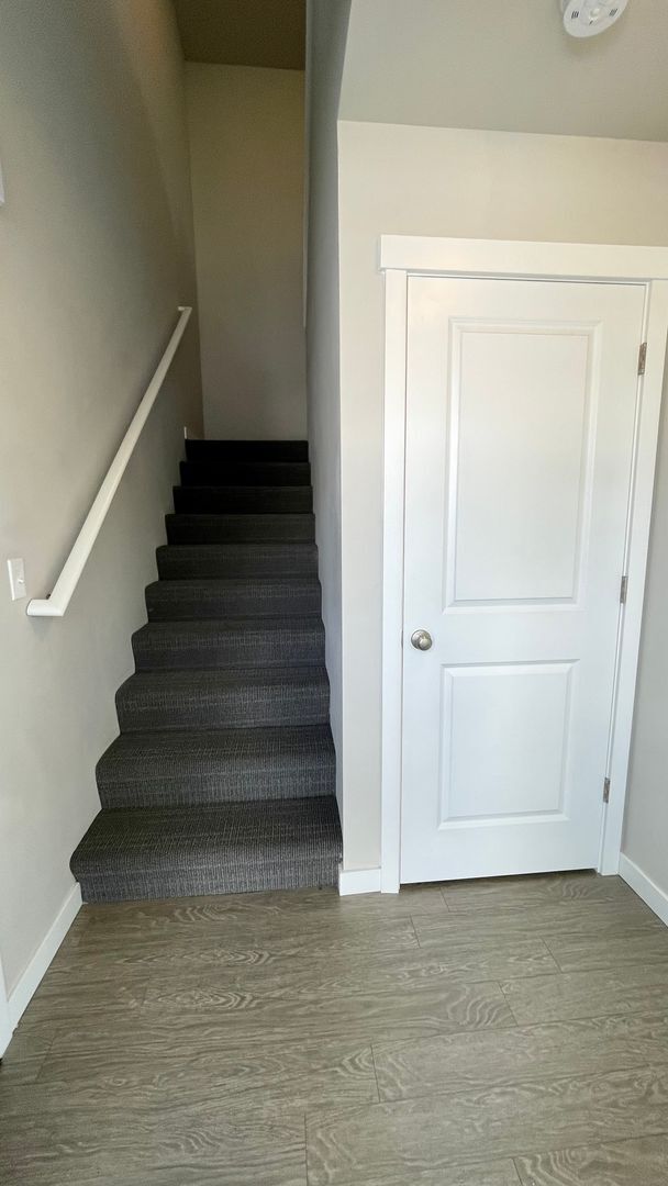 Photo - Beautiful 3 Bedroom Duplex with Garage!