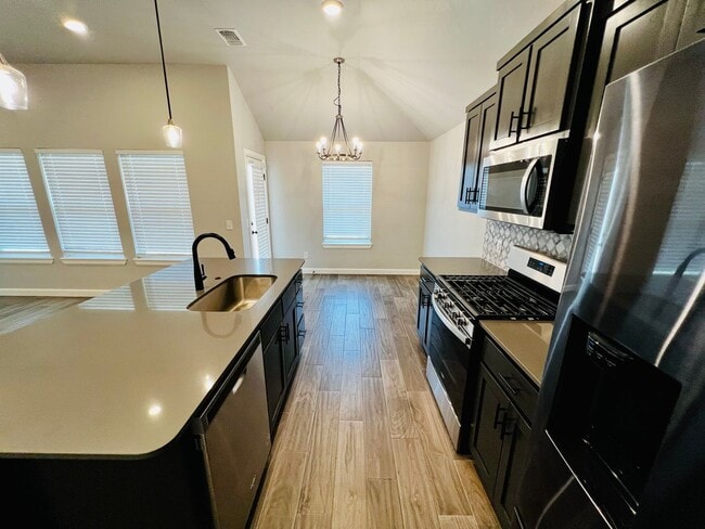 Photo - Beautiful 3BD 2BA Located in Edmond's Valencia NW 187th Addition!!