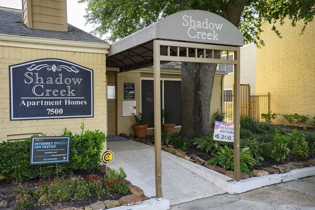 Photo - Shadow Creek Apartments