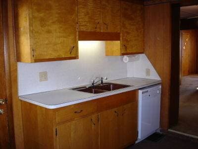 Photo - 716 Spruce Ave SW