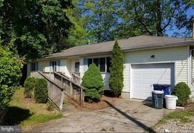 Building Photo - 150 Orange Ave