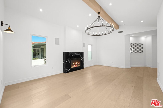 Photo - 8911-8911 W 24th St