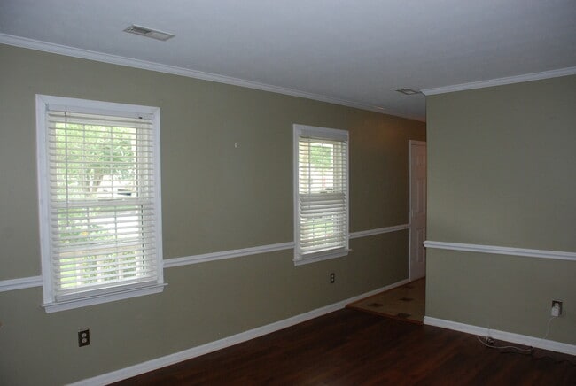 Photo - 3 Bedroom, 2.5 bath house in Newport News-Bernard Village