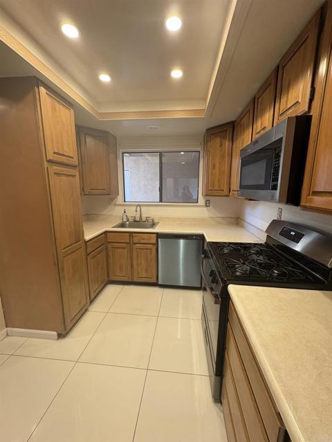 Building Photo - 931 Martin Dr Rental